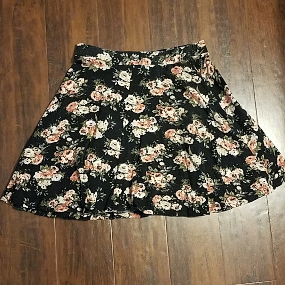 Flowers skirt